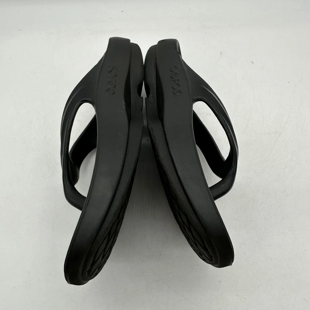 OOFOS Womens US Size 9 / EU 40 OOlala Matte Black Flip Flops Recovery Sandals